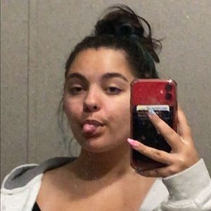 Meet your Posher, Faith